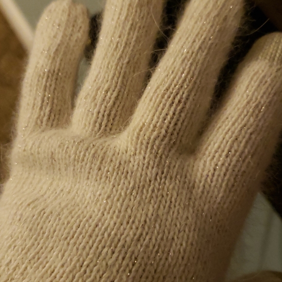 New Coach Cashmere Ocelot Gold Touch Tech Gloves - Picture 7 of 11